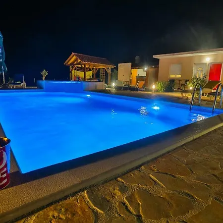 Marin Holiday home Umljanovic